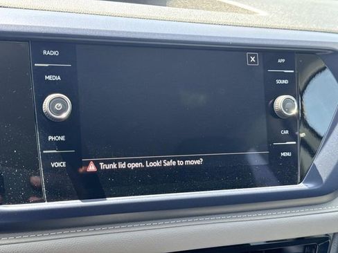 Used 2023 Volkswagen Taos SE FWD image 25