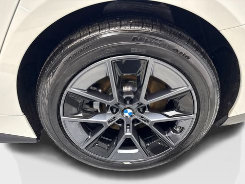 Used 2025 BMW i4 eDrive40 RWD image 77