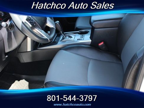 Used 2022 Toyota 4Runner SR5 Premium AWD/4WD image 12
