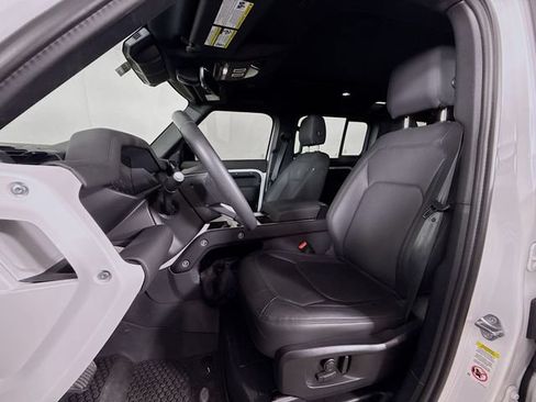 Used 2025 Land Rover Defender 110 S AWD/4WD image 11