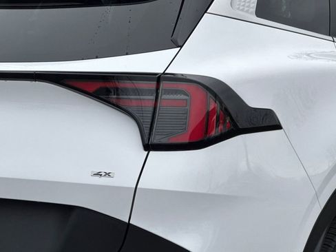 New 2026 Kia Sportage EX AWD/4WD image 25