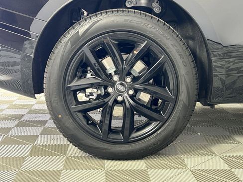 Certified 2026 Land Rover Range Rover Velar Dynamic SE image 35