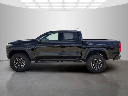 New 2026 Chevrolet Colorado ZR2 w/ Technology Package AWD/4WD image 8