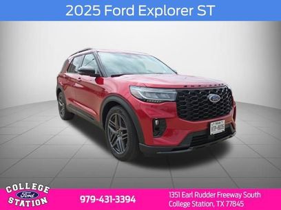 Used 2025 Ford Explorer ST