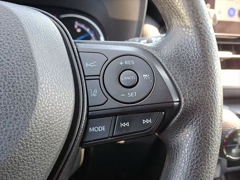 Certified 2024 Toyota RAV4 XLE AWD/4WD image 19