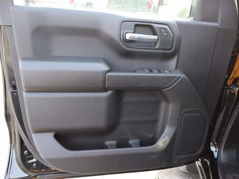 New 2026 Chevrolet Silverado 1500 Custom Trail Boss image 3