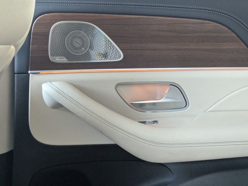 Used 2023 Mercedes-Benz GLE 450 4MATIC image 17