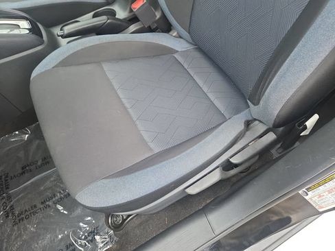 Used 2023 Nissan Versa SV FWD image 25