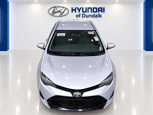 Used 2017 Toyota Corolla LE w/ Carpet Mat Package (TMS) FWD image 5