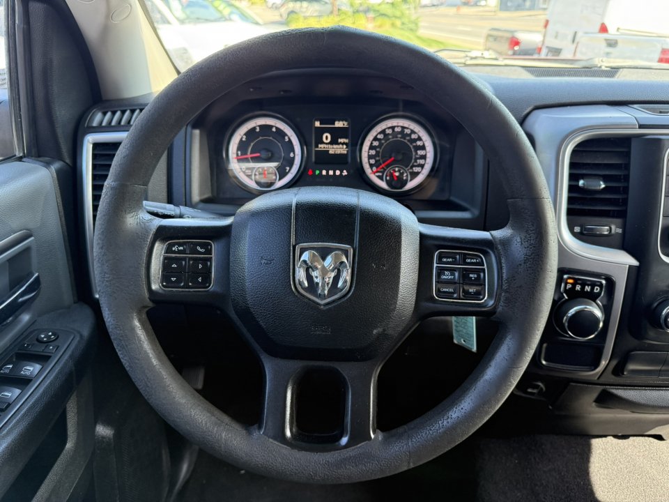 Used 2022 RAM 1500 Classic SLT RWD image 20
