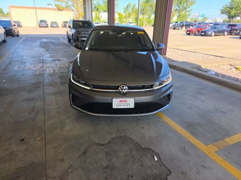 Used 2025 Volkswagen Jetta S FWD image 5