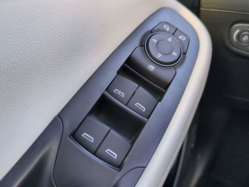 Certified 2026 Buick Encore GX Avenir w/ Avenir Technology Package FWD image 26