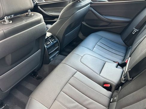 Used 2022 BMW 530i w/ Convenience Package image 12