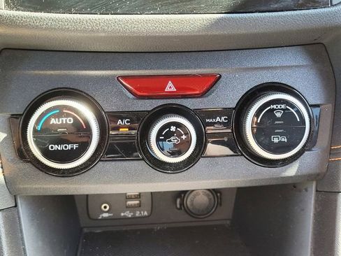 Used 2022 Subaru Crosstrek 2.0i Premium AWD/4WD image 24