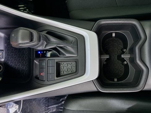 Used 2024 Toyota RAV4 LE image 21