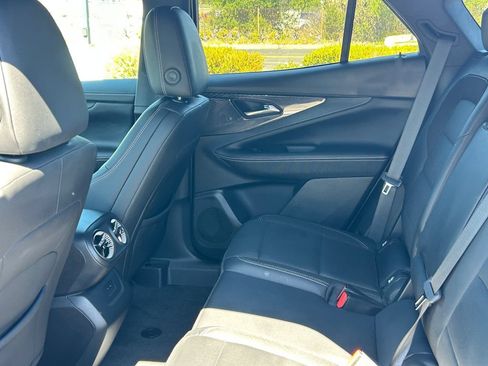 Used 2024 Chevrolet Blazer EV LT AWD/4WD image 28
