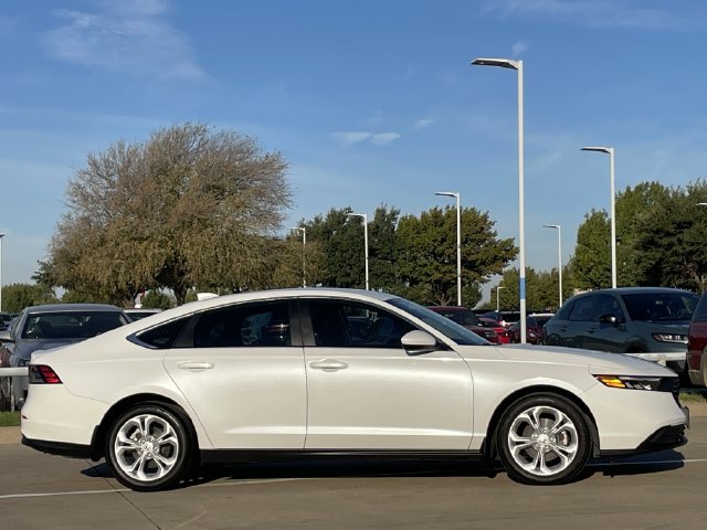 Certified 2025 Honda Accord LX image 3