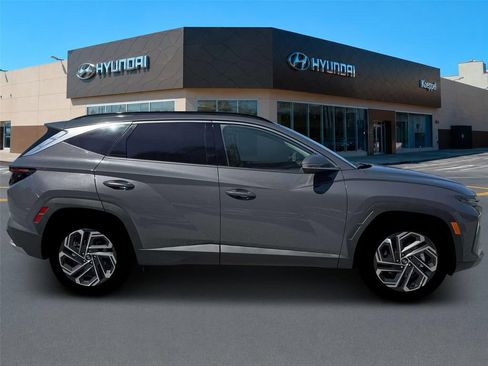 New 2026 Hyundai Tucson Limited w/ Tow & Go Package AWD/4WD image 9