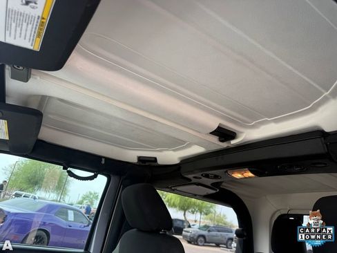 Used 2016 Jeep Wrangler Sport image 10