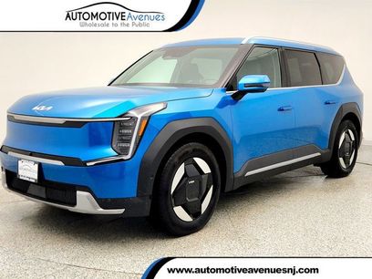 Used 2026 Kia EV9 Wind