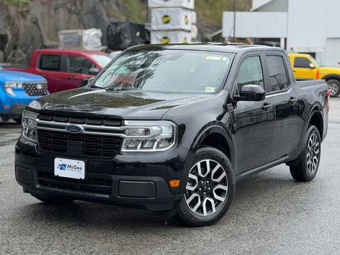 Certified 2024 Ford Maverick Lariat FWD image 1