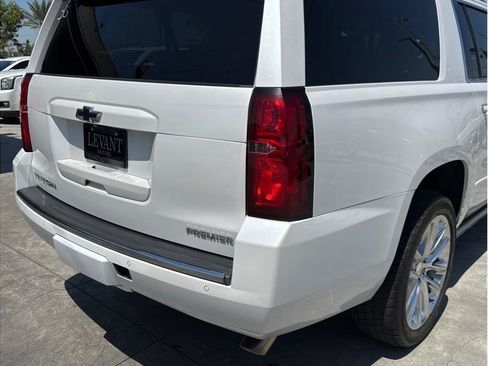 Used 2019 Chevrolet Suburban Premier w/ Premier Plus Edition AWD/4WD image 12