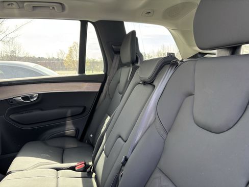 Used 2025 Volvo XC90 B6 Plus w/ Protection Package Premier image 32