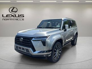 New 2026 Lexus GX 550 w/ Accessory Package (2T) AWD/4WD video 1