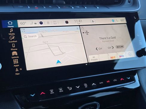 New 2026 Jeep Grand Cherokee Limited AWD/4WD image 11