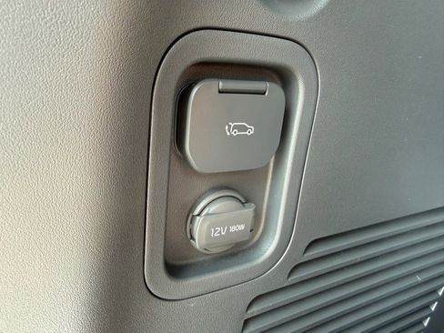 Used 2024 Kia EV9 Light Long Range RWD image 62