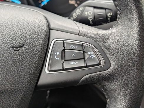 Used 2019 Ford Escape SEL image 23