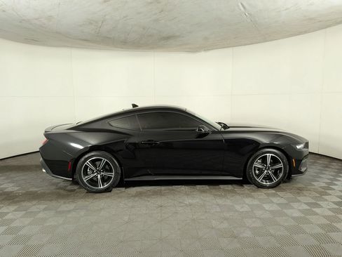 Used 2024 Ford Mustang Premium image 6