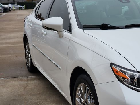 Used 2017 Lexus ES 350 image 8