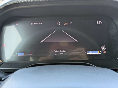 Used 2025 Jeep Grand Cherokee Altitude AWD/4WD image 33