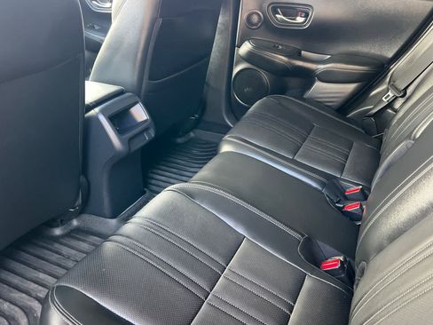 Used 2024 Honda HR-V EX-L image 5