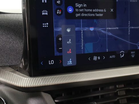 Used 2025 Ford Explorer ST w/ Sun And Sound Package AWD/4WD image 8