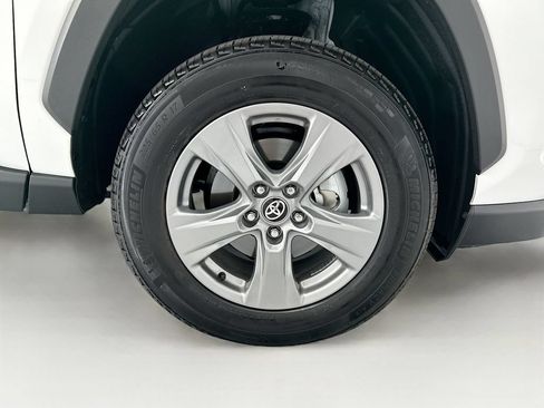 Used 2025 Toyota RAV4 XLE w/ Convenience Package FWD image 30