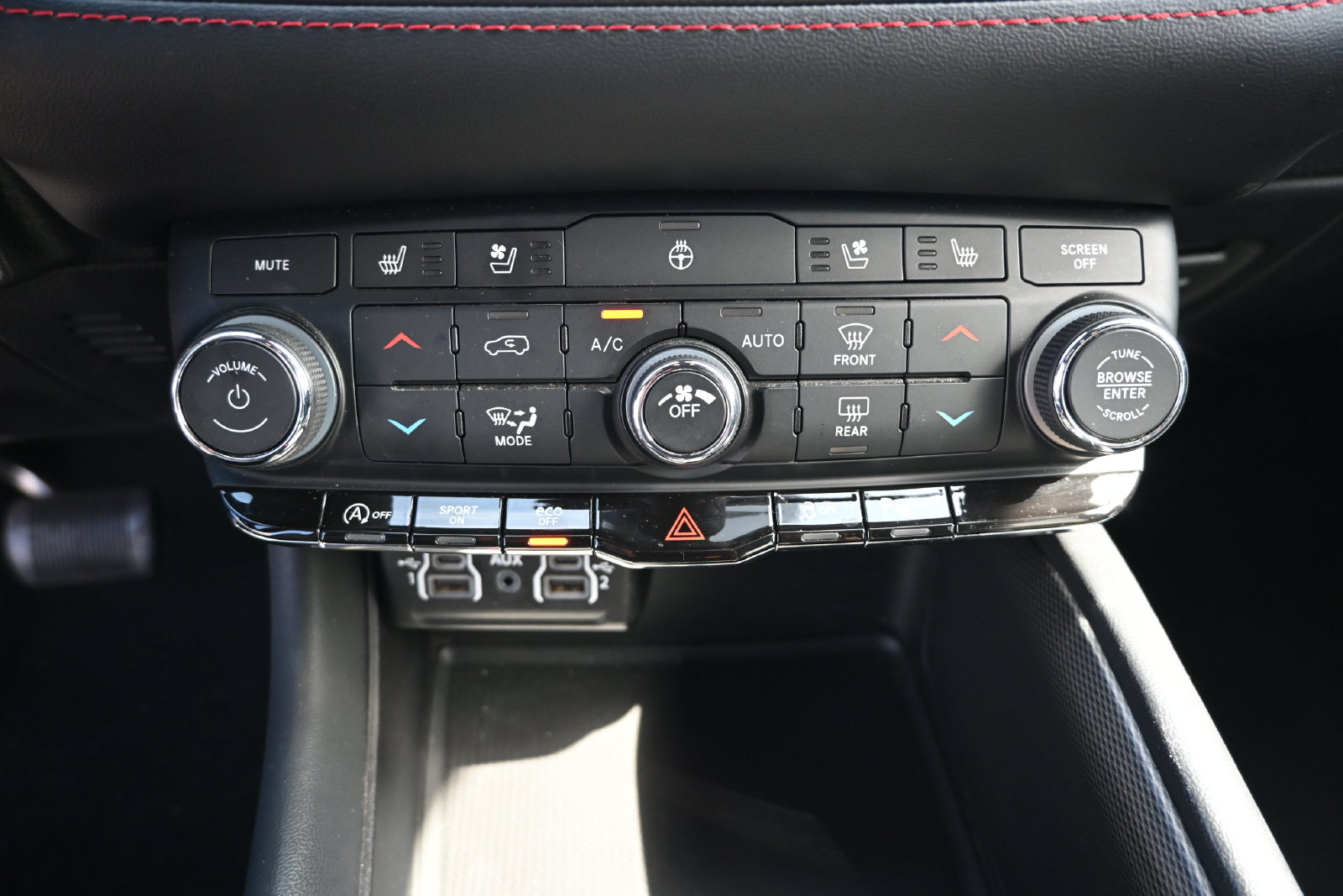 Used 2024 Dodge Durango GT RWD image 21