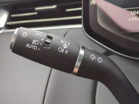 New 2025 Land Rover Range Rover SE image 27