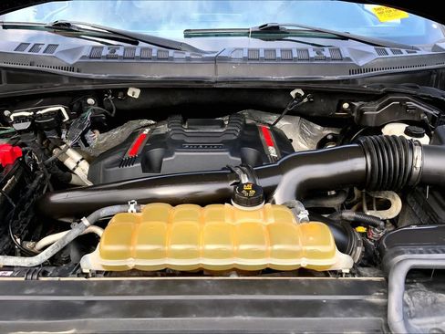 Used 2019 Ford F150 Raptor w/ Equipment Group 802A Luxury AWD/4WD image 29