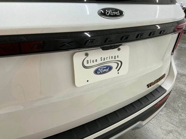 New 2026 Ford Explorer Tremor w/ Tremor Ultimate Package AWD/4WD image 6