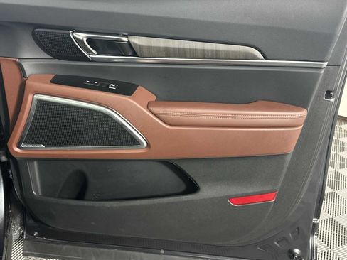 Used 2023 Kia Telluride SX Prestige image 17