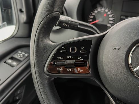 Used 2021 Mercedes-Benz Sprinter 2500 w/ Driver Convenience Package image 27