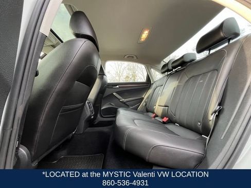Certified 2020 Volkswagen Passat 2.0T SEL FWD image 13