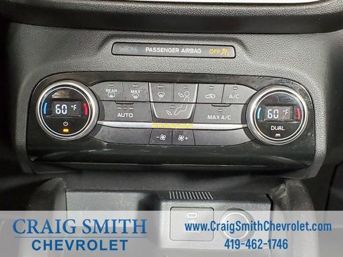 Used 2021 Ford Escape SE image 24