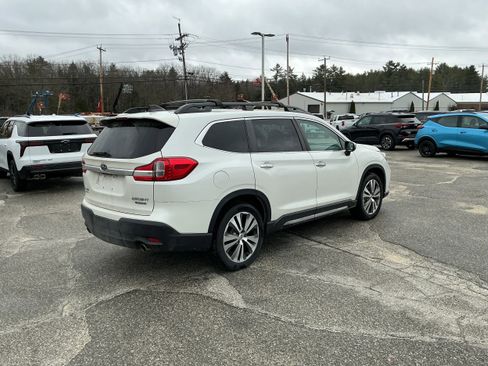 Used 2022 Subaru Ascent Touring AWD/4WD image 10