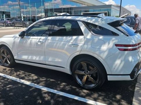 Used 2025 Genesis GV70 3.5T Sport w/ Sport Prestige Package AWD/4WD image 2
