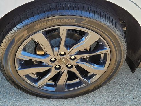 Used 2024 Chevrolet Equinox RS image 6