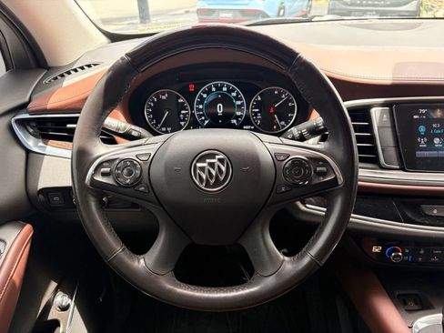 Used 2019 Buick Enclave Avenir FWD image 14