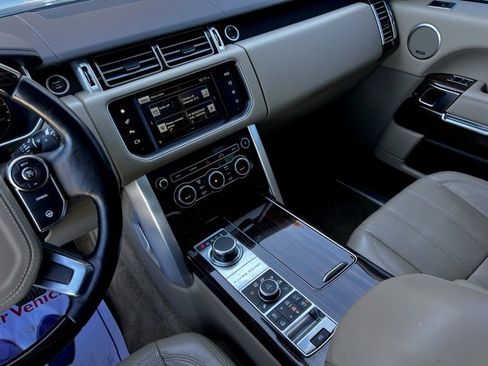 Used 2016 Land Rover Range Rover HSE image 38